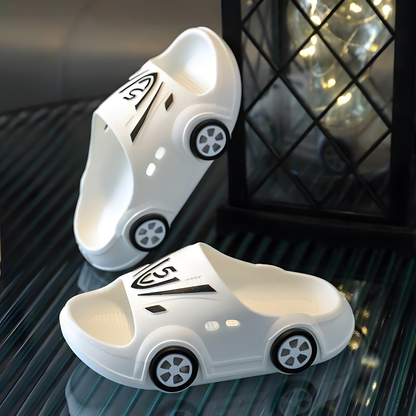 Light-Up Car Slippers for Kids/ Lichtgevende Kinderpantoffels